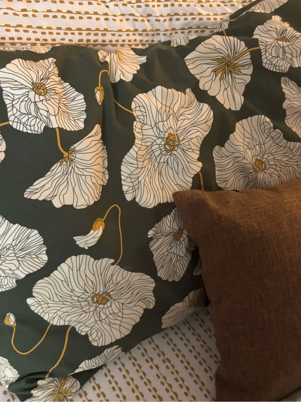 Blooming Field Sham - Green Floral Pillow Sham